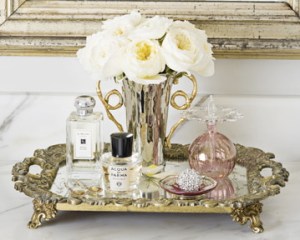 Mirrored-Tray-Perfume